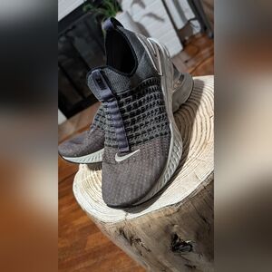 Nike React Phantom Run Flyknit 2 Iron Grey Silver US Men's 8.5 Women's 10.5